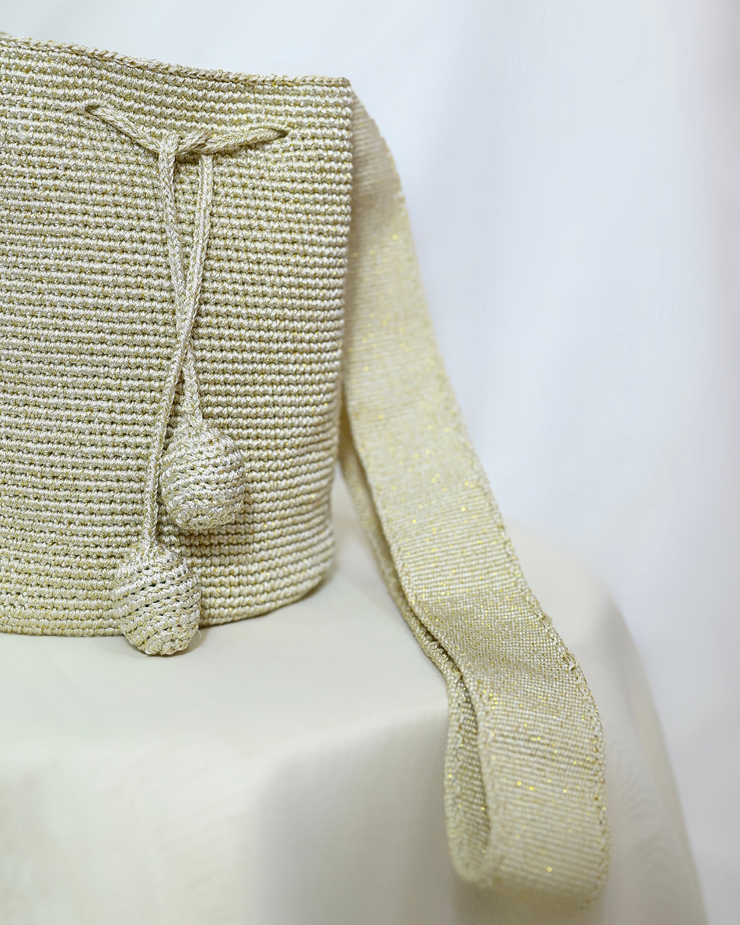 Mochila brillo sedoso champagne