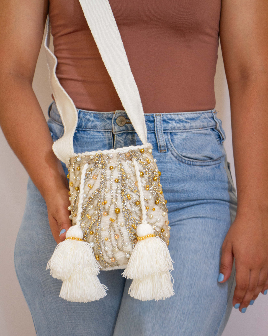 Mochila recamada silver dream blanca