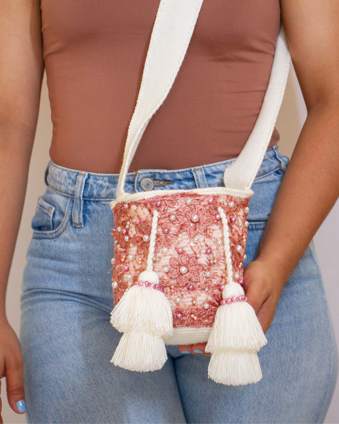 Mochila recamada pink garden