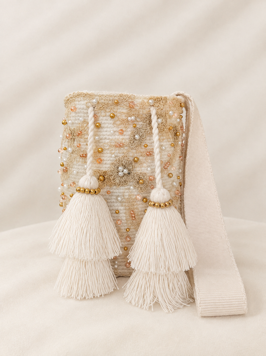 Mochila recamada Marfil