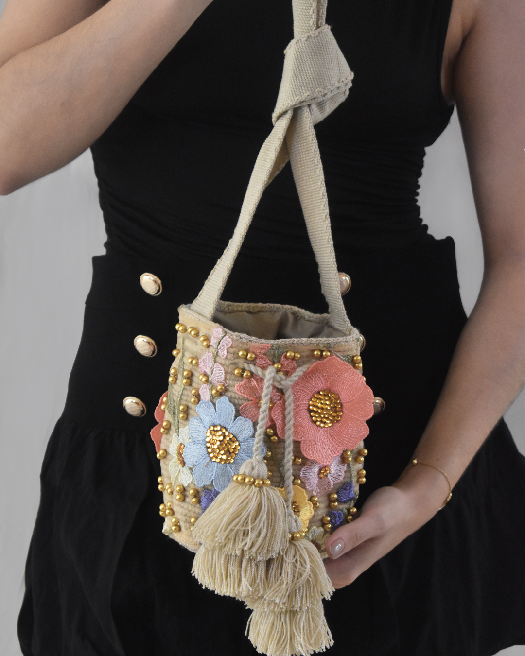 Mochila recamada Alma