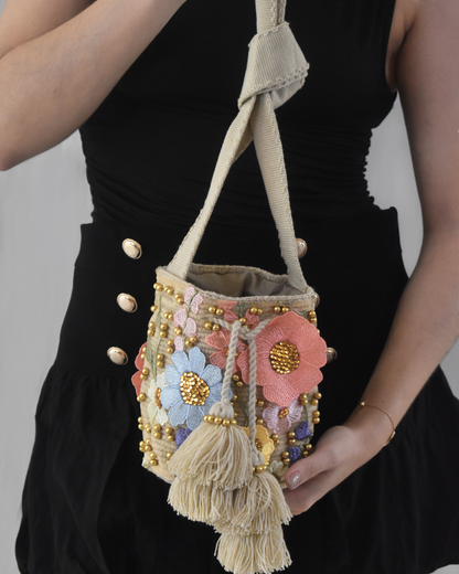 Mochila recamada Alma